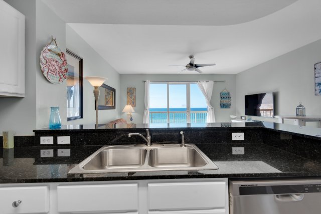 1 Condominium vacation rental located in Panama City Beach 1