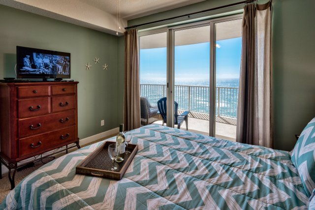 2 Condominium vacation rental located in Panama City Beach 1