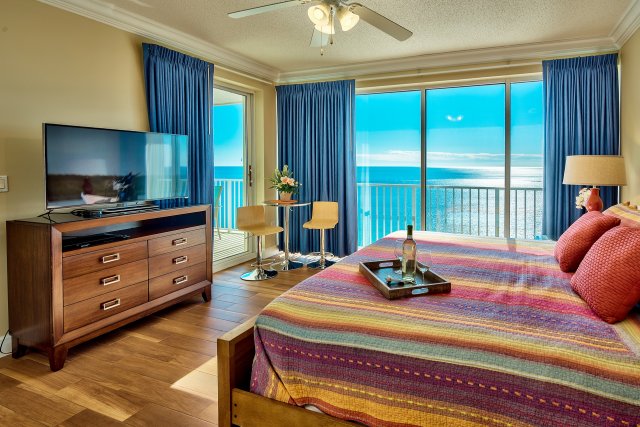 3 Condominium vacation rental located in Panama City Beach 1