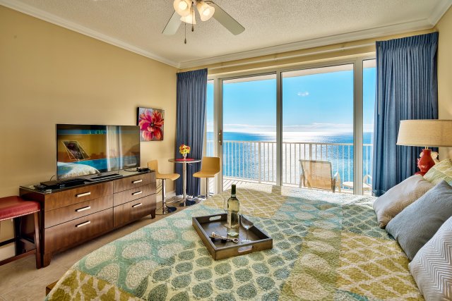 4 Condominium vacation rental located in Panama City Beach 1