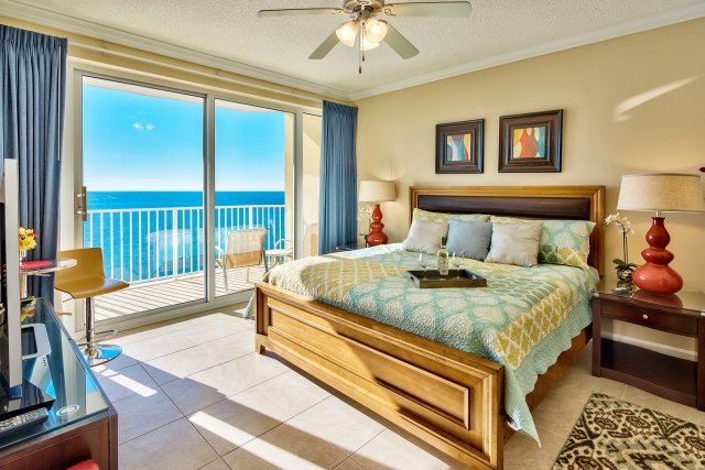 4 Condominium vacation rental located in Panama City Beach 1