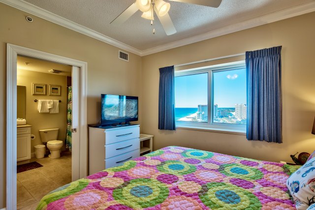 4 Condominium vacation rental located in Panama City Beach 1