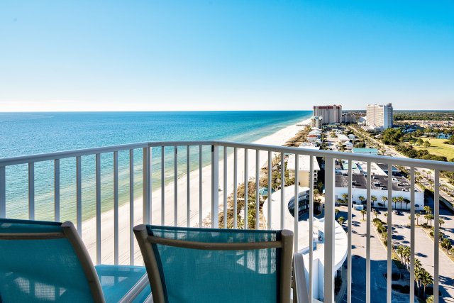 4 Condominium vacation rental located in Panama City Beach 1