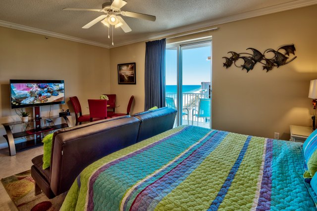 4 Condominium vacation rental located in Panama City Beach 1