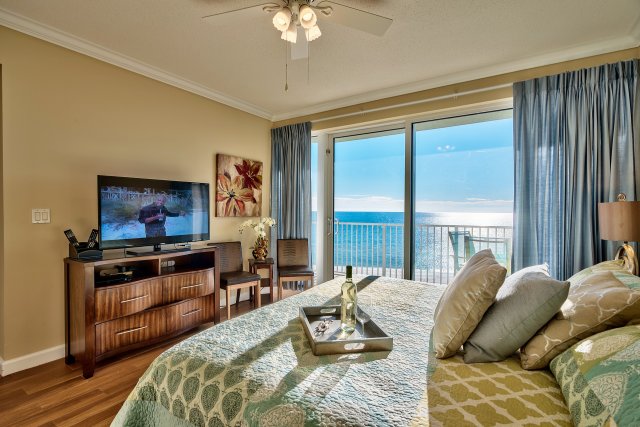 4 Condominium vacation rental located in Panama City Beach 1