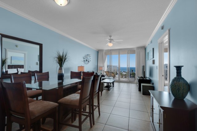 2 Condominium vacation rental located in Okaloosa Island 1