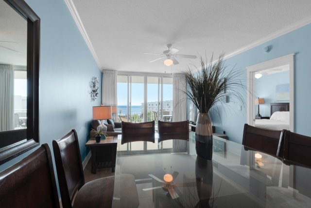 2 Condominium vacation rental located in Okaloosa Island 1