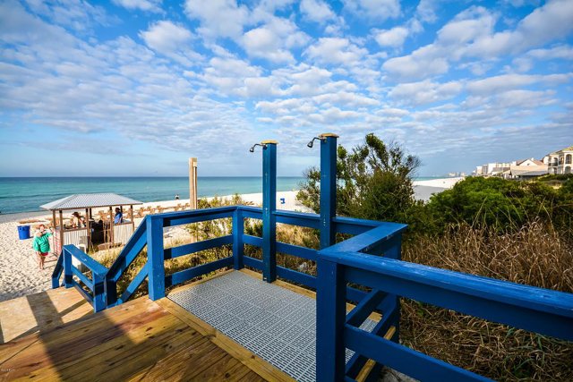 1 Condominium vacation rental located in Panama City Beach 1