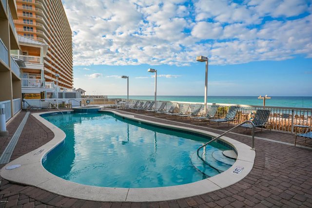 1 Condominium vacation rental located in Panama City Beach 1