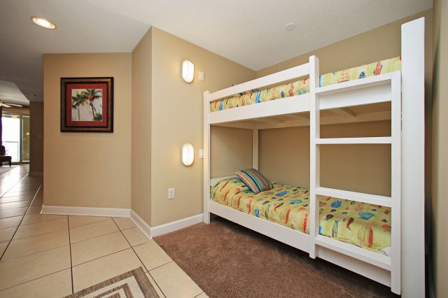 2 Condominium vacation rental located in Panama City Beach 1