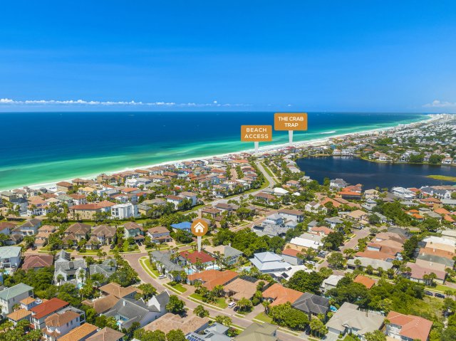 3 House vacation rental located in Destin 1