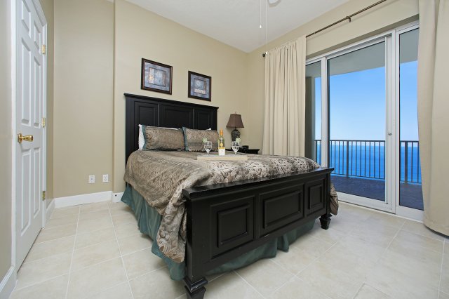 2 Condominium vacation rental located in Panama City Beach 1