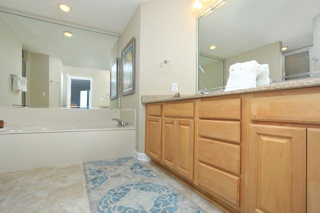 3 Condominium vacation rental located in Panama City Beach 1