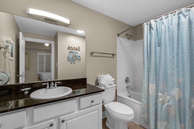 1 Condominium vacation rental located in Panama City Beach 1