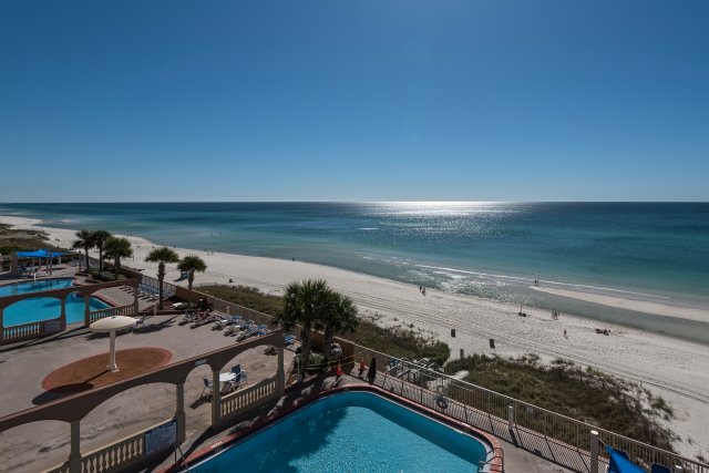 3 Condominium vacation rental located in Panama City Beach 1