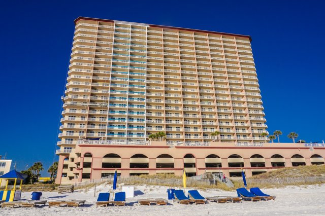 2 Condominium vacation rental located in Panama City Beach 1