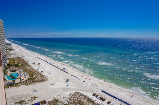 2 Condominium vacation rental located in Panama City Beach 1