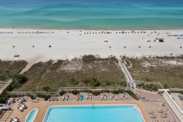 2 Condominium vacation rental located in Panama City Beach 1