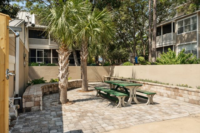 3 Cottage vacation rental located in Destin 1