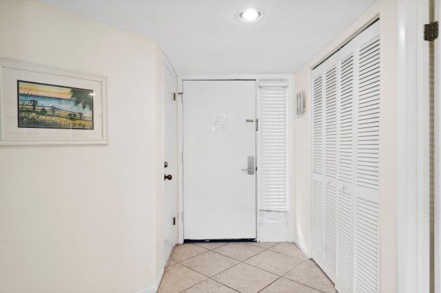 3 Condominium vacation rental located in Destin 1