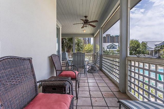 4 Villa vacation rental located in Destin 1