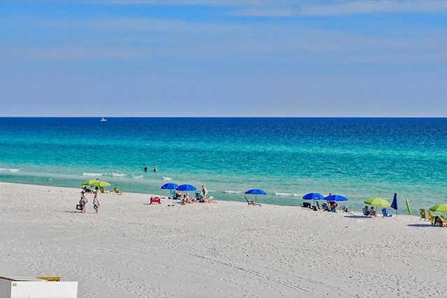 4 Villa vacation rental located in Destin 1