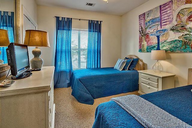 4 Villa vacation rental located in Destin 1