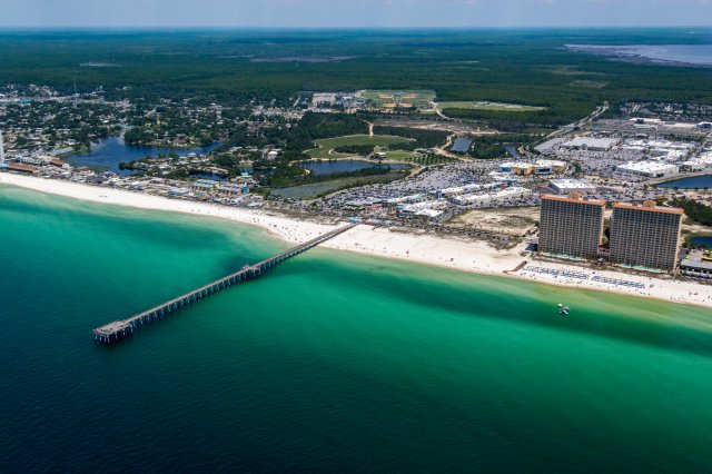 1 Condominium vacation rental located in Panama City Beach 1