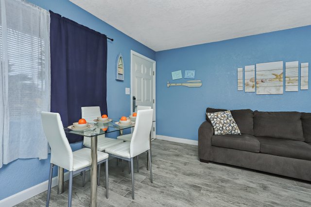 1 Condominium vacation rental located in Okaloosa Island 1