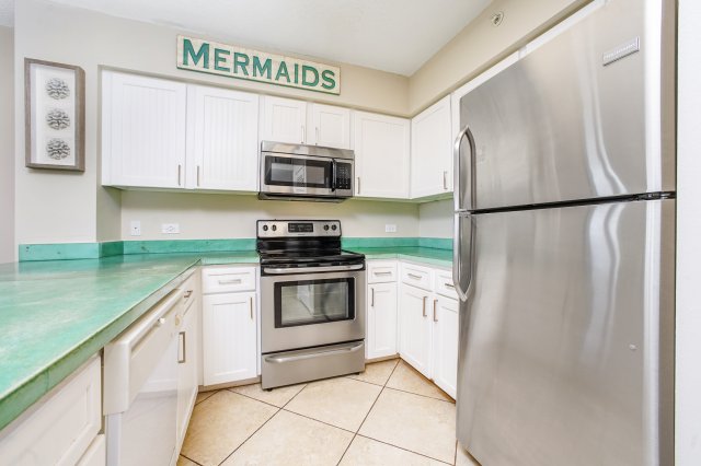 3 Condominium vacation rental located in Destin 1