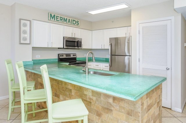 3 Condominium vacation rental located in Destin 1