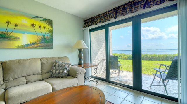 2 Condominium vacation rental located in Anna Maria Island 1