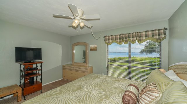 2 Condominium vacation rental located in Anna Maria Island 1