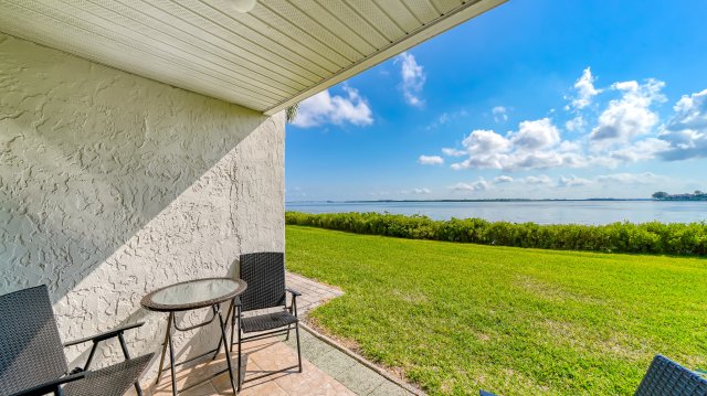 2 Condominium vacation rental located in Anna Maria Island 1