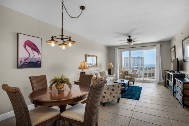 2 Condominium vacation rental located in Destin 1