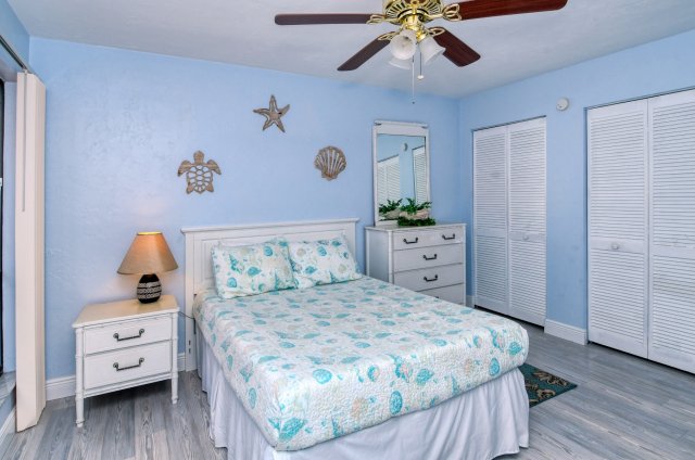 2 Condominium vacation rental located in Anna Maria Island 1