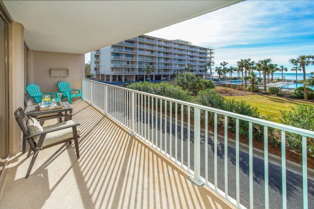 2 Condominium vacation rental located in Panama City Beach 1