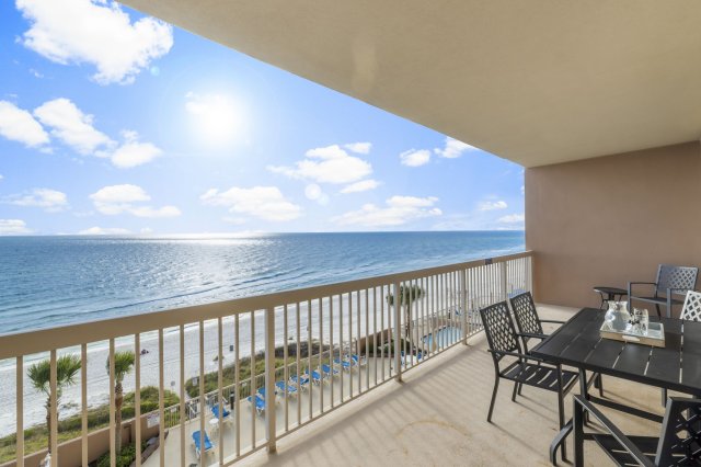 2 Condominium vacation rental located in Panama City Beach 1