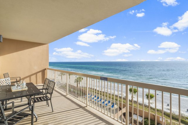 2 Condominium vacation rental located in Panama City Beach 1