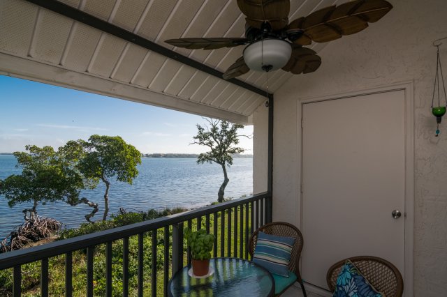 2 Condominium vacation rental located in Anna Maria Island 1