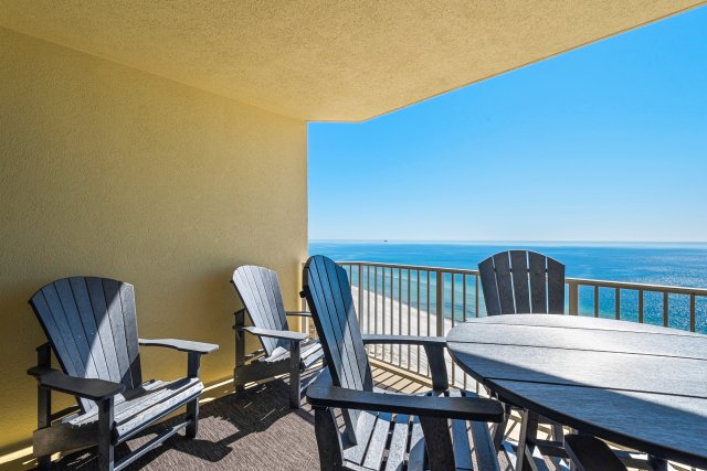 2 Condominium vacation rental located in Panama City Beach 1