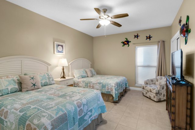 2 Condominium vacation rental located in Panama City Beach 1