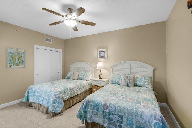 2 Condominium vacation rental located in Panama City Beach 1