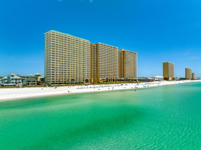 3 Condominium vacation rental located in Panama City Beach 1