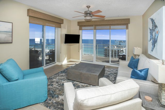 3 Condominium vacation rental located in Destin 1