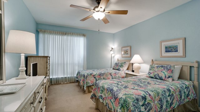 2 Condominium vacation rental located in Anna Maria Island 1