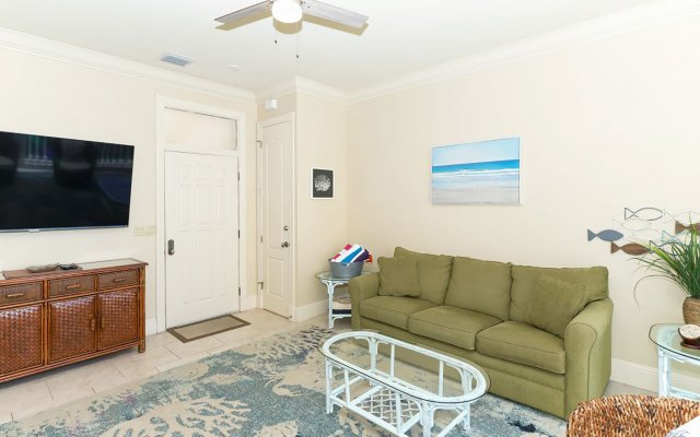 2 Condominium vacation rental located in Anna Maria Island 1