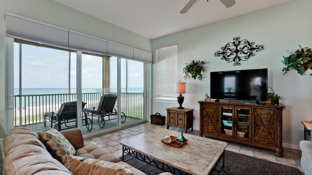 2 Condominium vacation rental located in Anna Maria Island 1