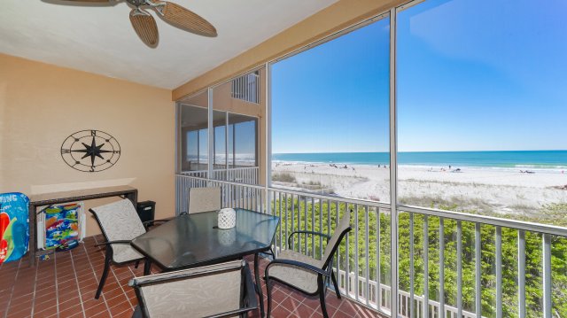 3 Condominium vacation rental located in Anna Maria Island 1