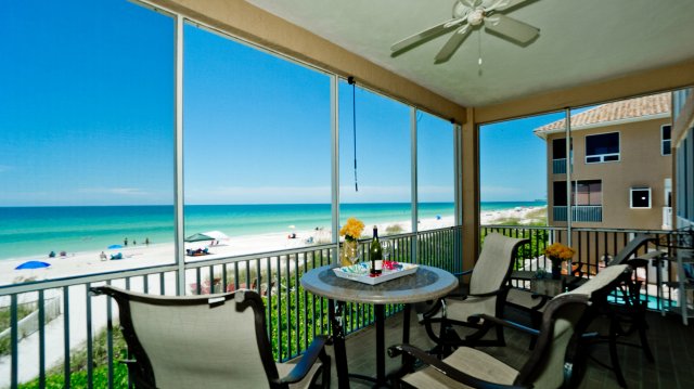 3 Condominium vacation rental located in Anna Maria Island 1